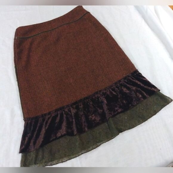 French Connection Floral Applique Skirt xsmall GUC - Picture 13 of 14